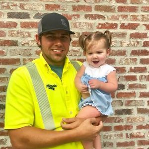 Meet your Posher, Devin